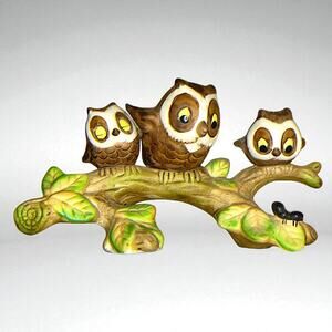 Vintage Josef Originals 3 Owl on a Branch Mother Babies Figures Anthropomorphic